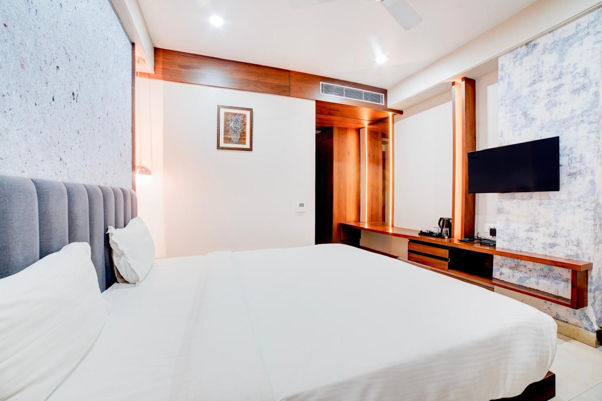فندق Palette Patel Nagar بوبال المظهر الخارجي الصورة